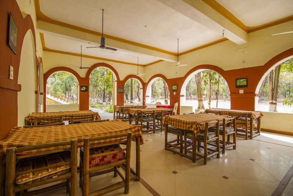 Баихар: Jungle King Resort