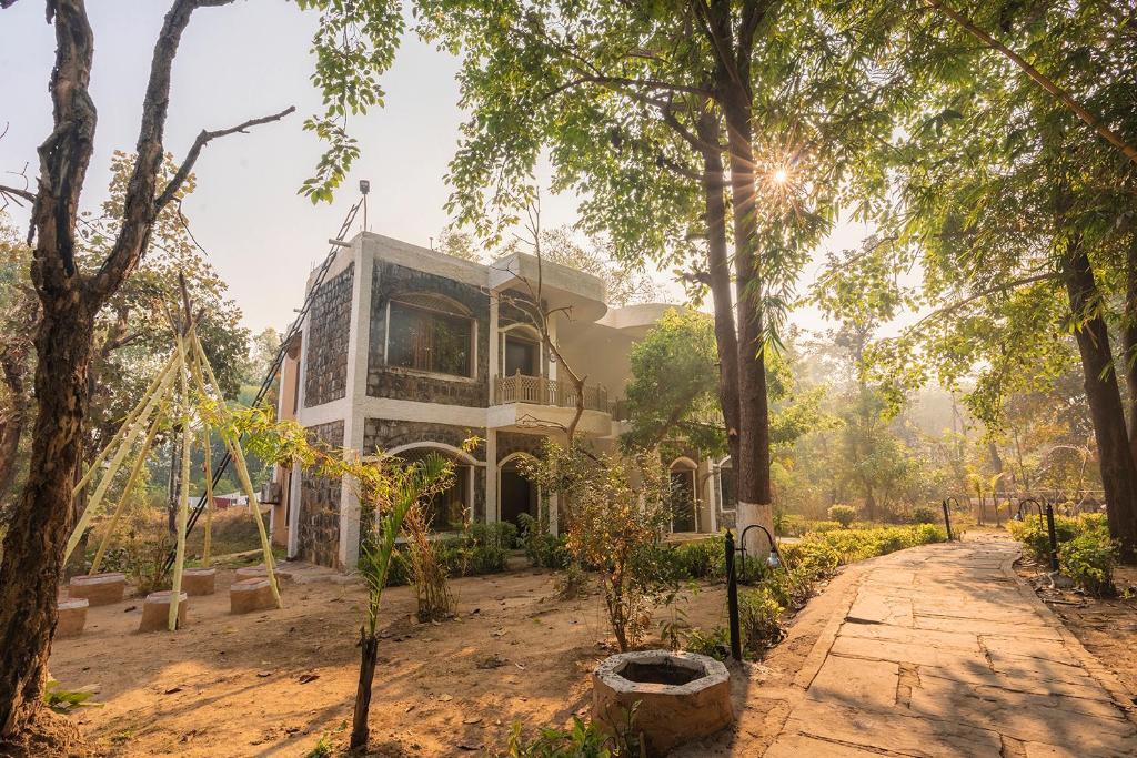 Баихар: Jungle King Resort