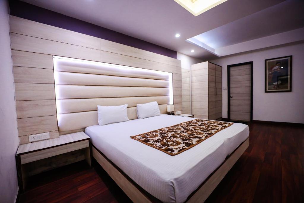 Канпур: Homansh Galaxy Hotel