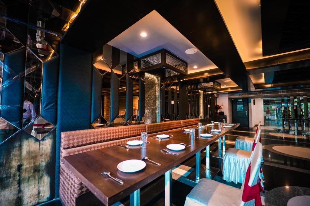 Канпур: Homansh Galaxy Hotel