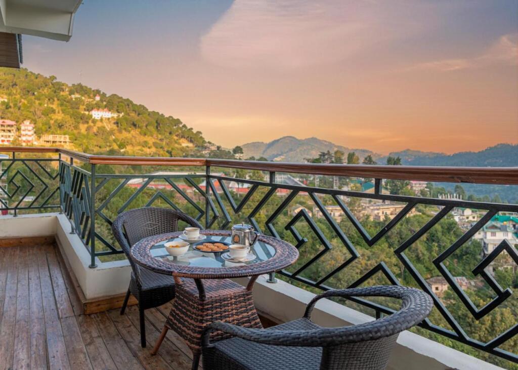 Казаули: Wildleaf Kasauli -Valley Homz
