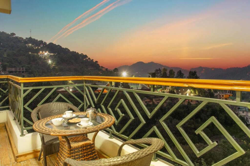 Казаули: Wildleaf Kasauli -Valley Homz