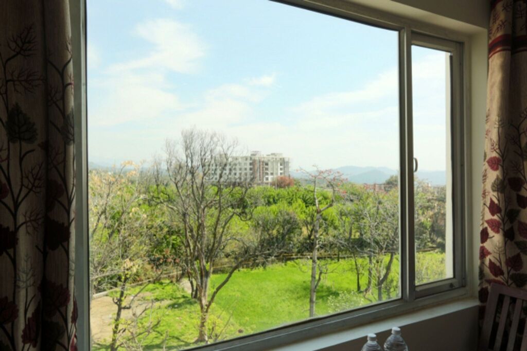 Катра: Hotel Katra Grand