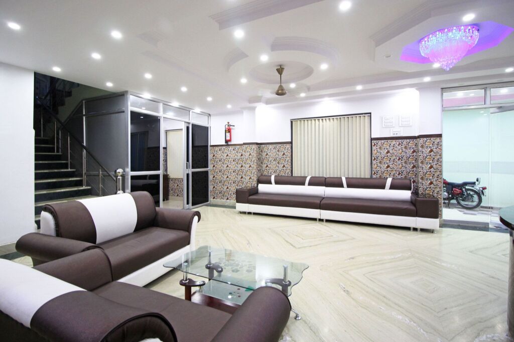 Катра: Hotel Shree Shakti