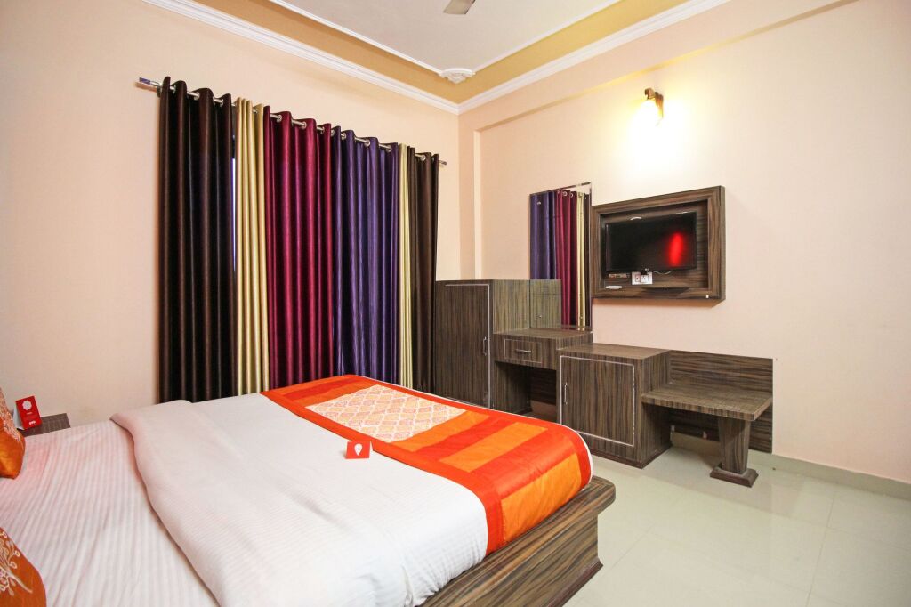 Катра: Hotel Shree Shakti