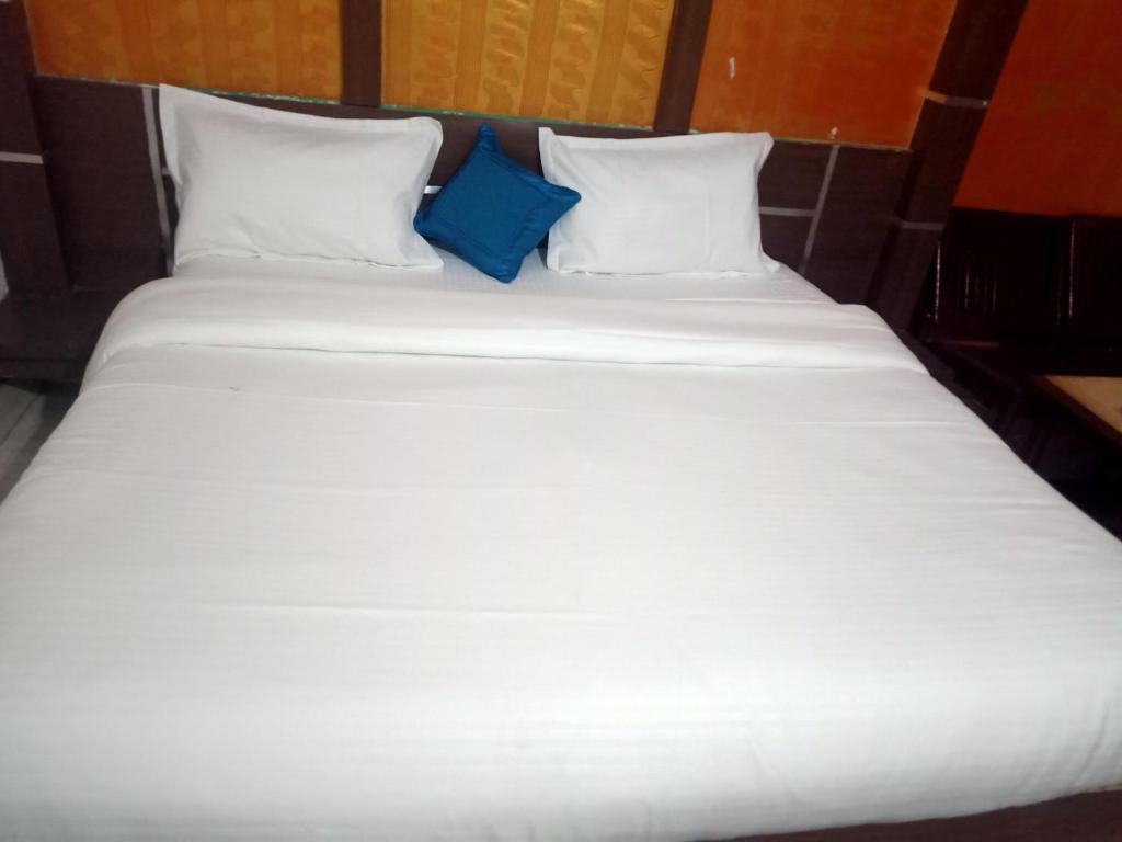 Катра: Indraprasth By Sharika Hotels