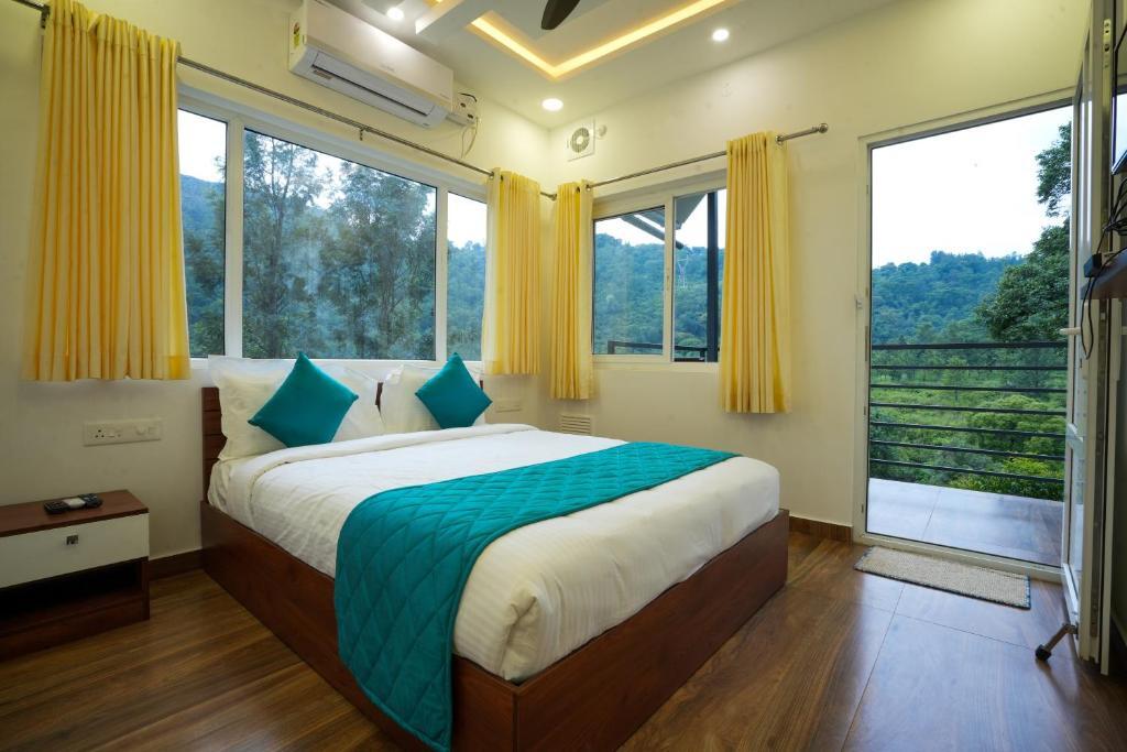 Валпарай: Misty Range Resorts