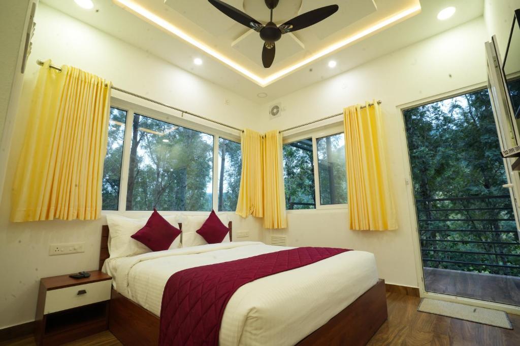 Валпарай: Misty Range Resorts