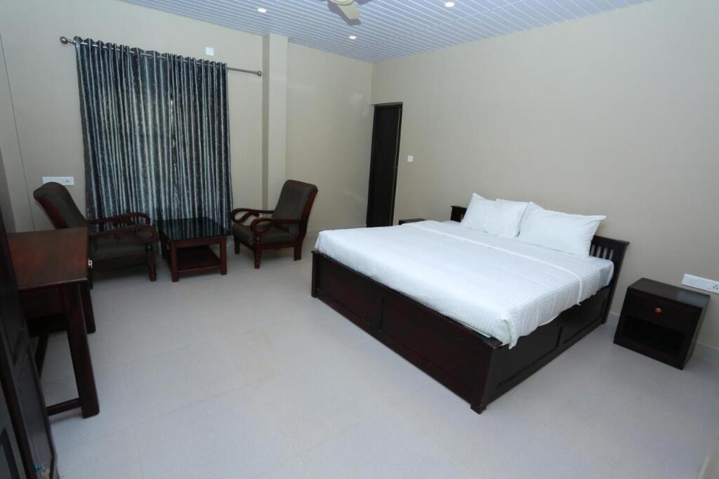 Куттикканам: CeeCee Grand Resort