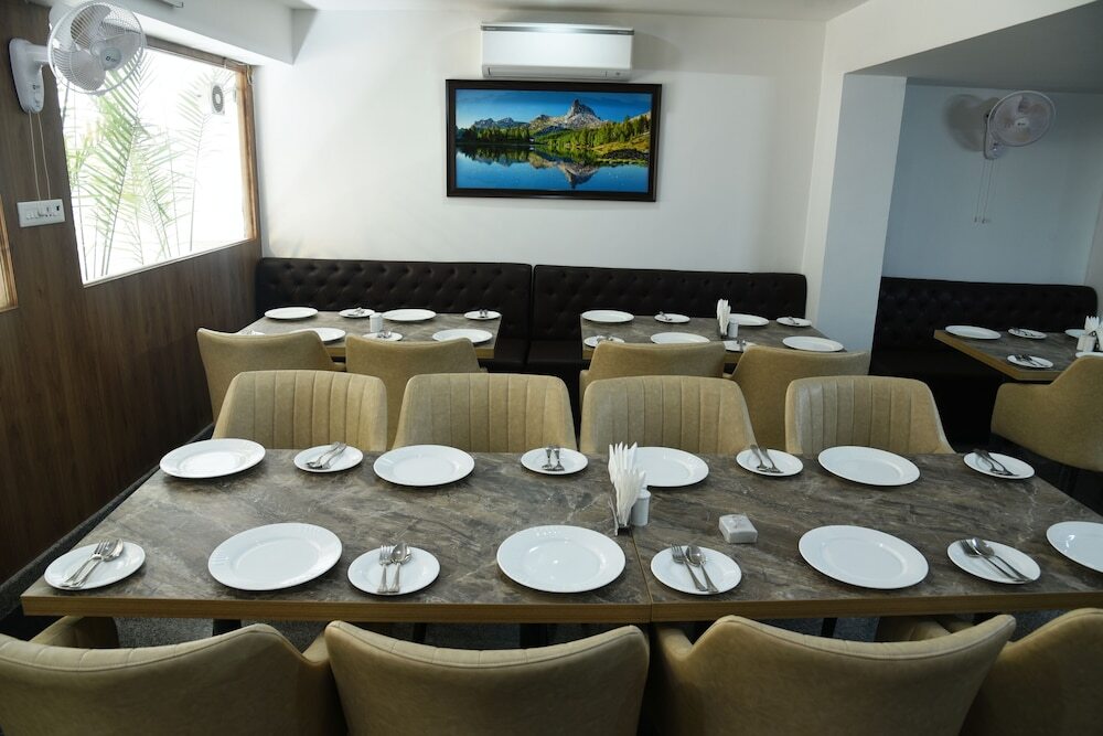 Гуруграм: Pacific Inn Sec. 46