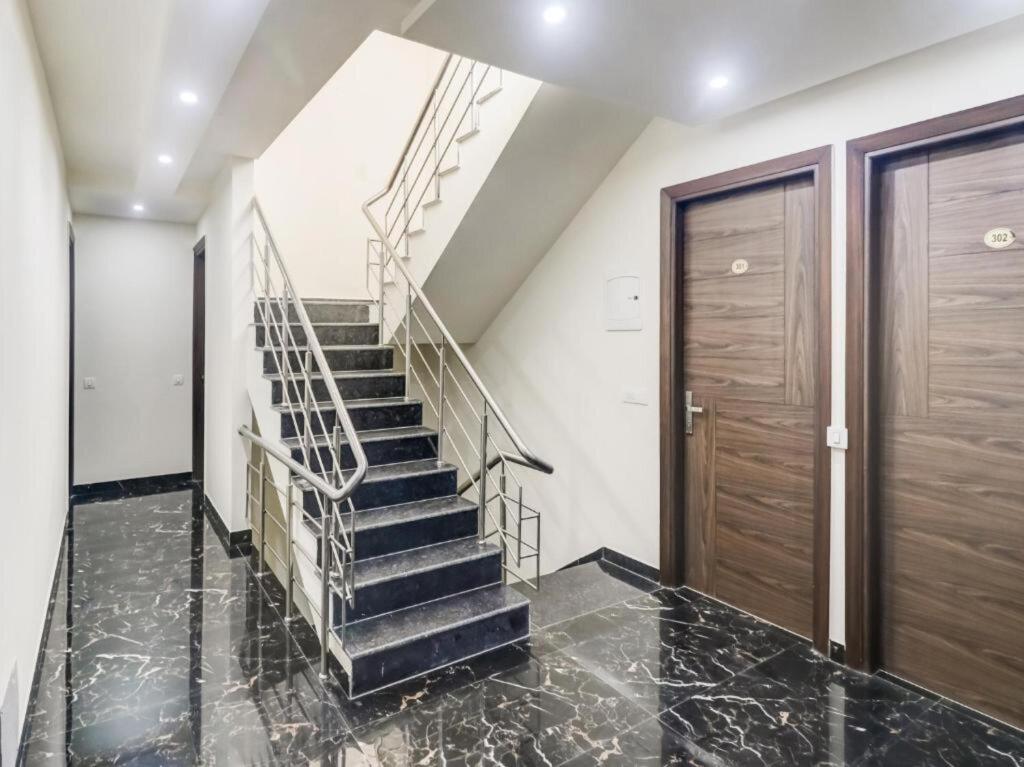 Гуруграм: FabHotel Growvid Inn