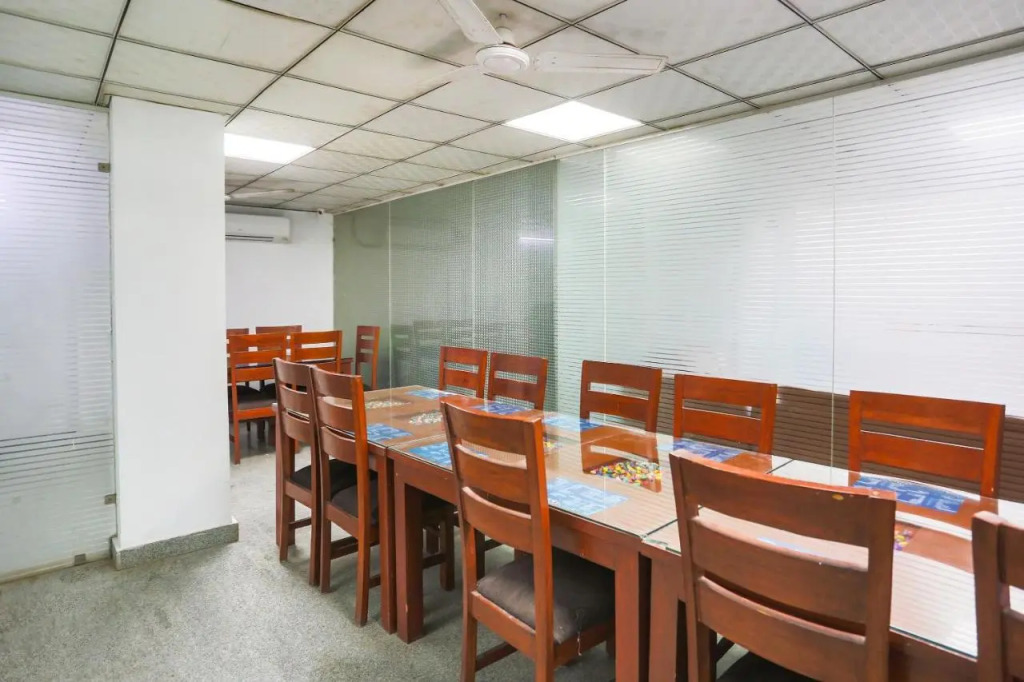 Гуруграм: Oyo Townhouse 1110 Hotel Akshay