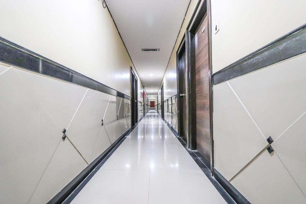 Колхапур: Hotel Aashish Deluxe Pet Friendly