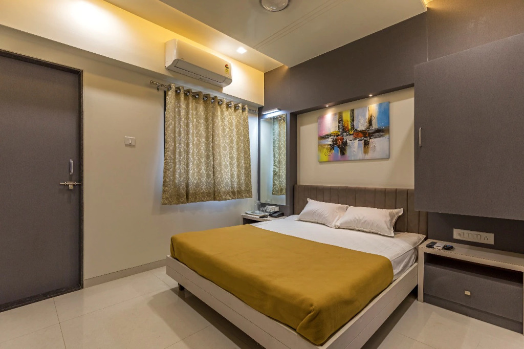 Колхапур: Hotel Rajlaxmi Grand