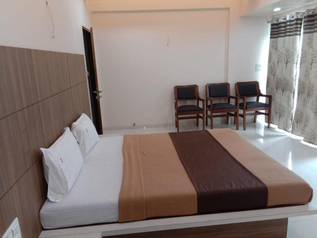 Колхапур: Hotel Ramkrishna Inn