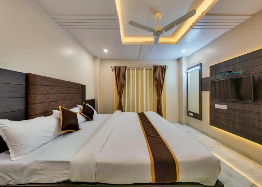 Колхапур: Hotel Athitya Satkar