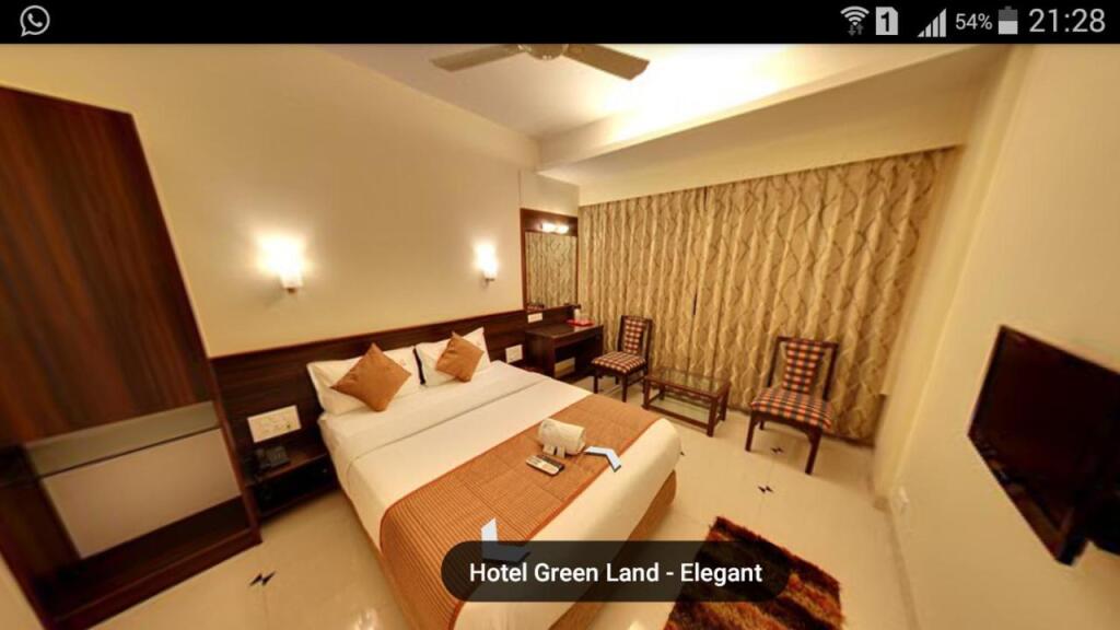 Колхапур: Hotel Elegant Grand
