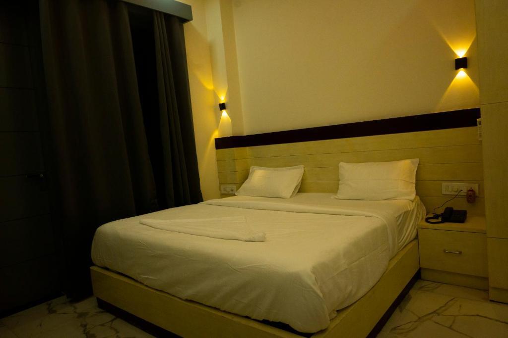 Варанаси: Hotel Prago By Green Deer