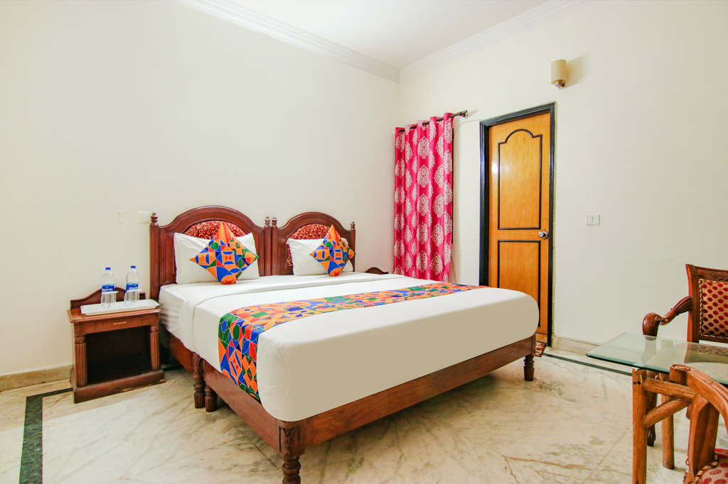 Гуруграм: Fabhotel Singh Suite