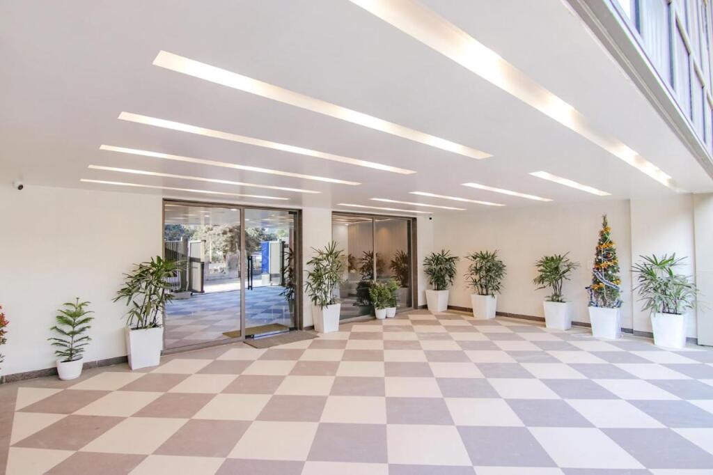 Гуруграм: Saltstayz Grand Sky - Unitech Cyber Park