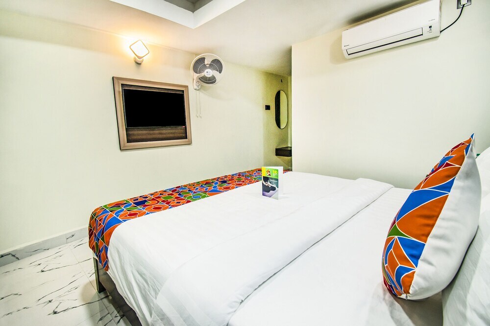 Веллор: Fabhotel Prince Park