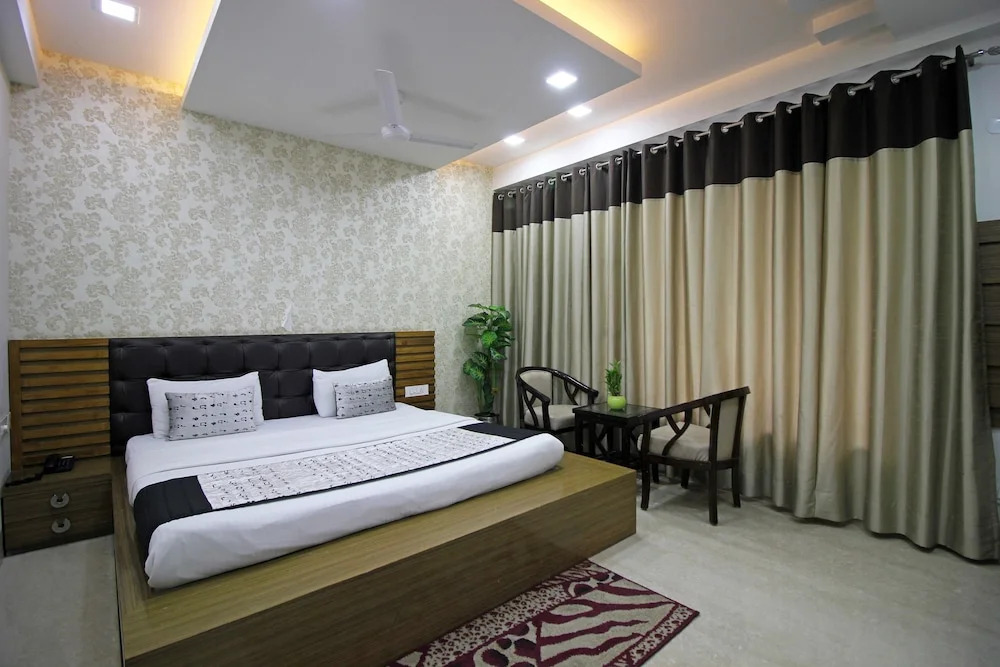 Гуруграм: Gazebo Inn & Suites
