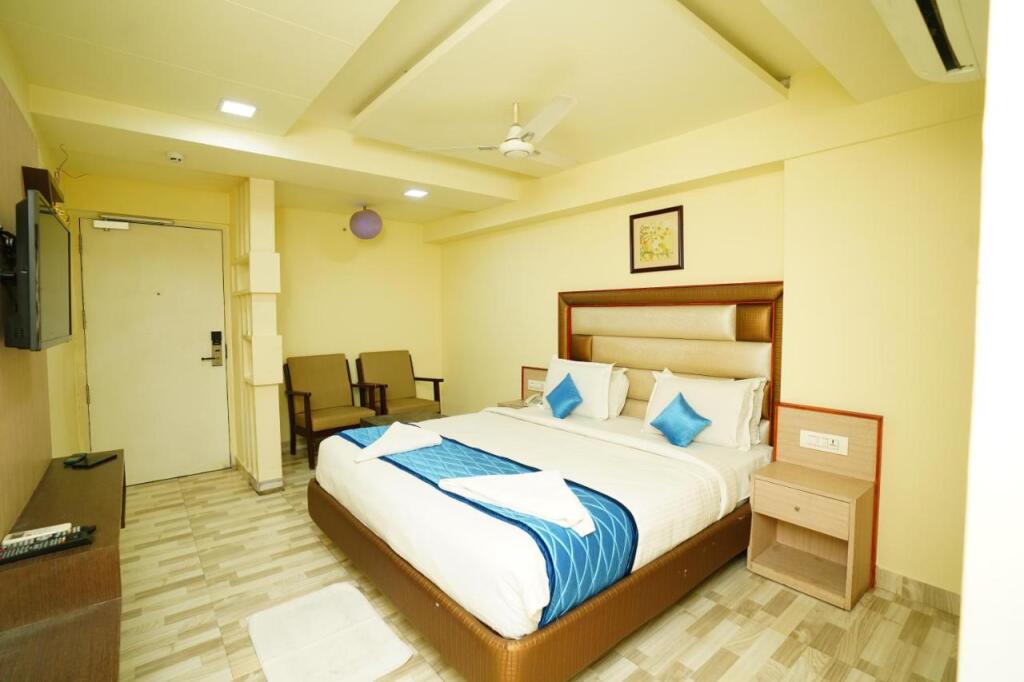 Виджаявада: Hotel SK Riverfront