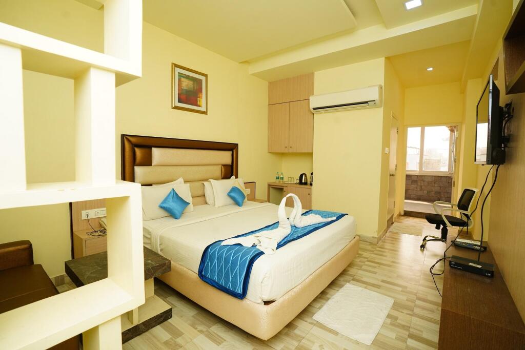 Виджаявада: Hotel SK Riverfront