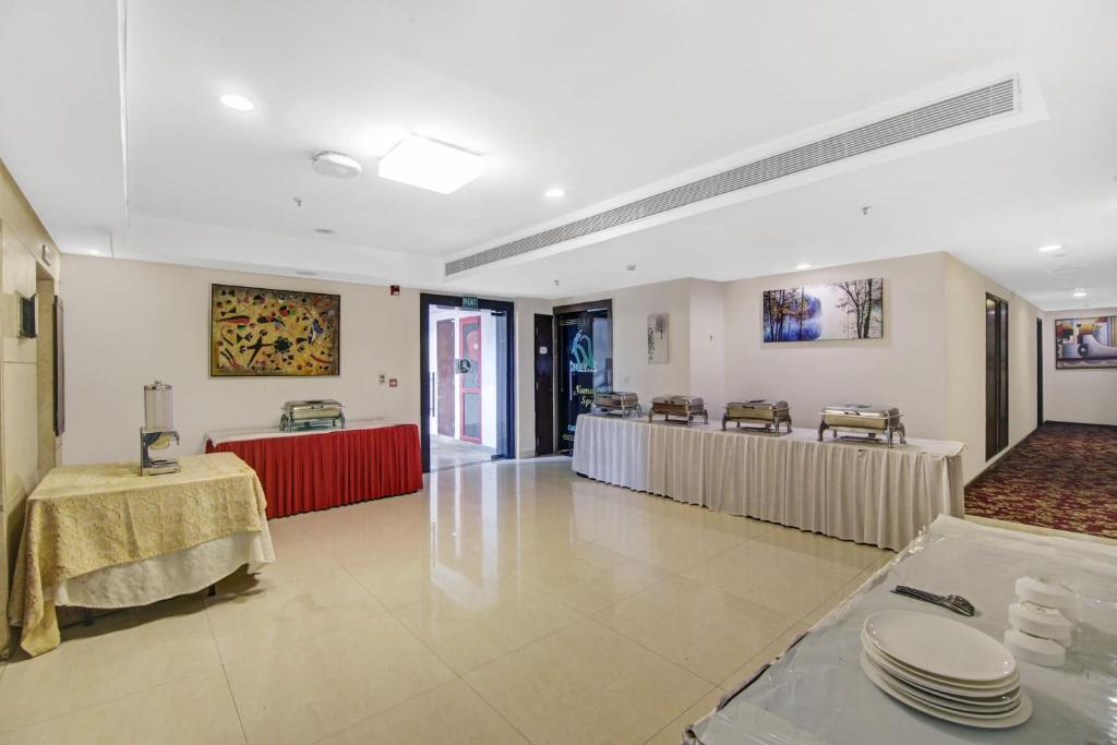 Гуруграм: Townhouse OAK Hotel Greenvill