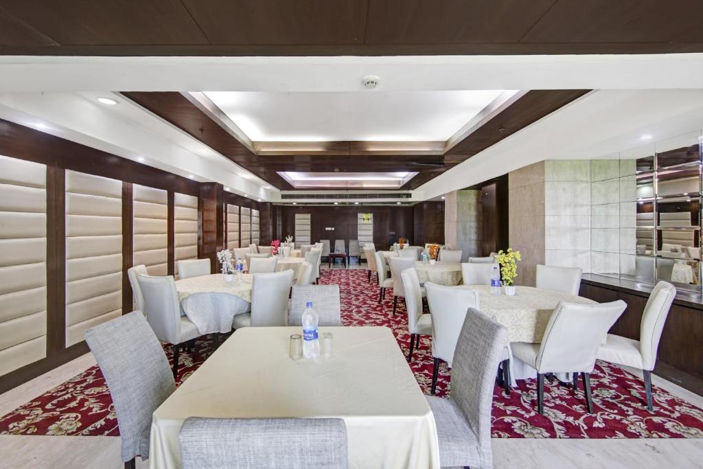 Гуруграм: Townhouse OAK Hotel Greenvill