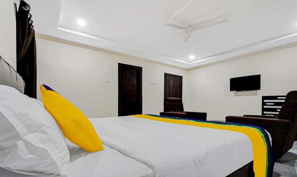Виджаявада: Super OYO Flagship Hotel CJ Pride