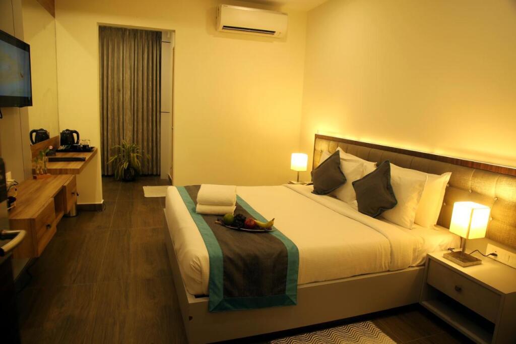 Виджаявада: PARK IRIS HOTELS, MG Road