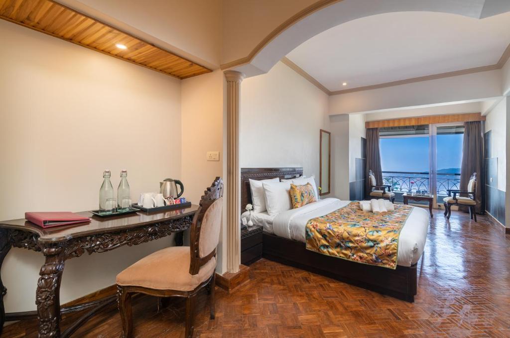 Куфри: Summit Naldehra Grand Resort & Spa
