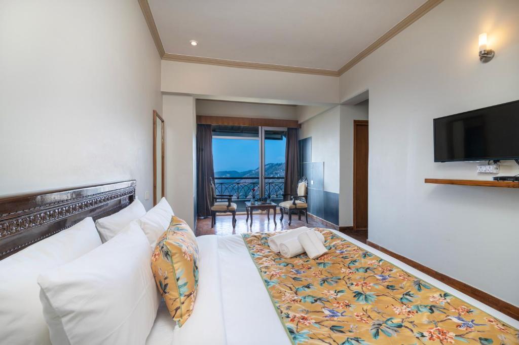 Куфри: Summit Naldehra Grand Resort & Spa