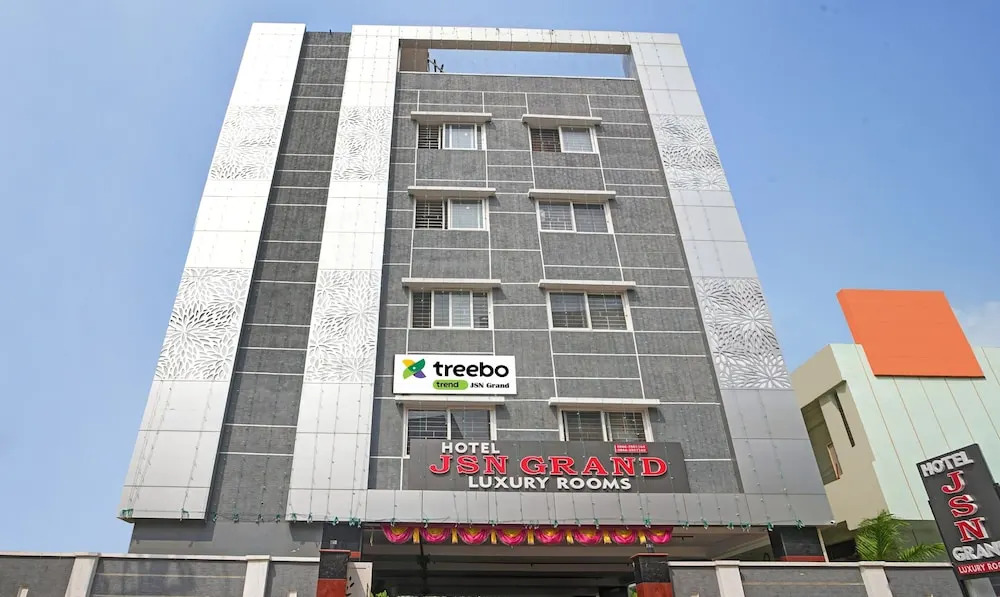 Виджаявада: Treebo Trend Jsn Grand