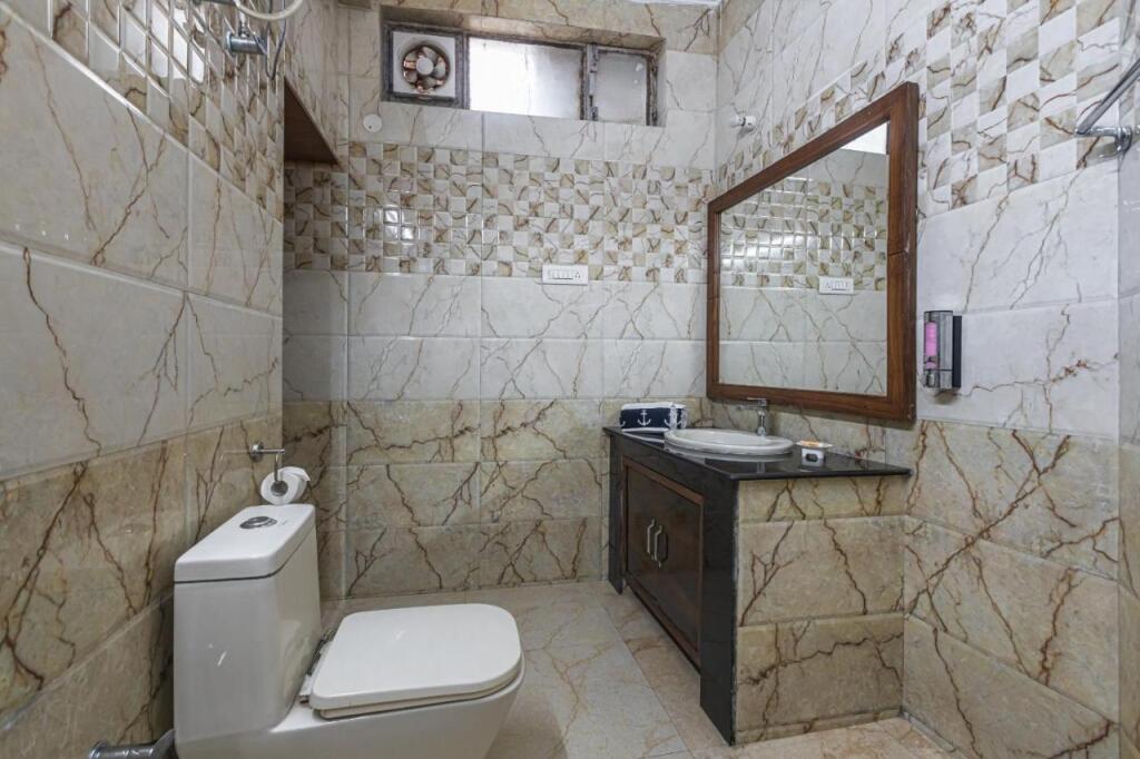 Солан: Saffronstays Grandview Haven, Barog