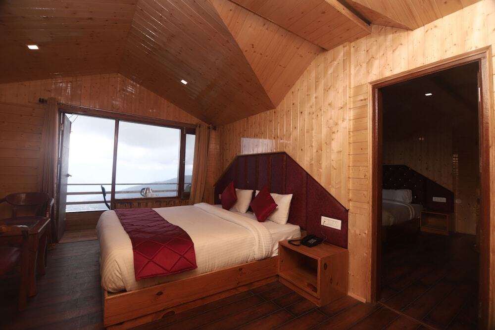 Куфри: Beyond Stay Himalayan Cottage Kufri