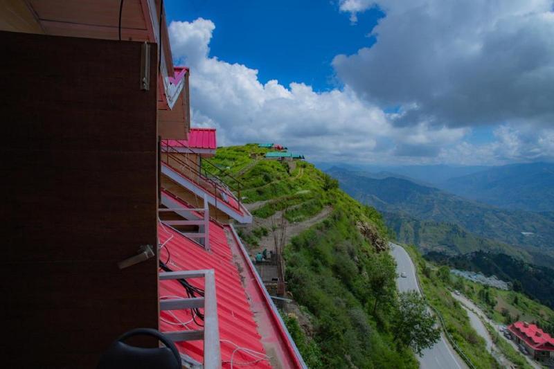 Куфри: Beyond Stay Himalayan Cottage Kufri