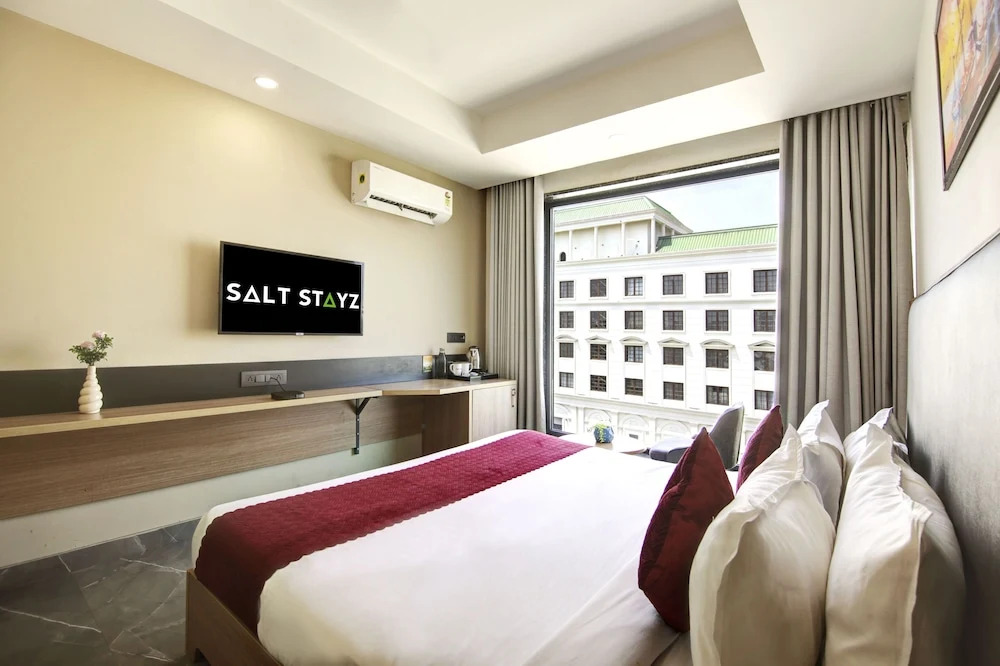 Гуруграм: Saltstayz Le Icon - Cyber Hub