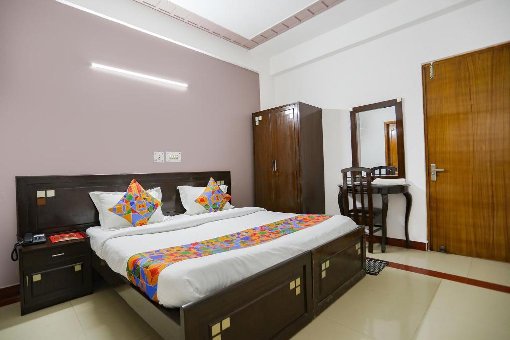 Гуруграм: Fabhotel Traika Inn