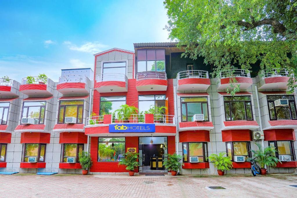 Гуруграм: Fabhotel Traika Inn