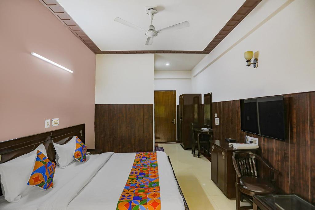 Гуруграм: Fabhotel Traika Inn