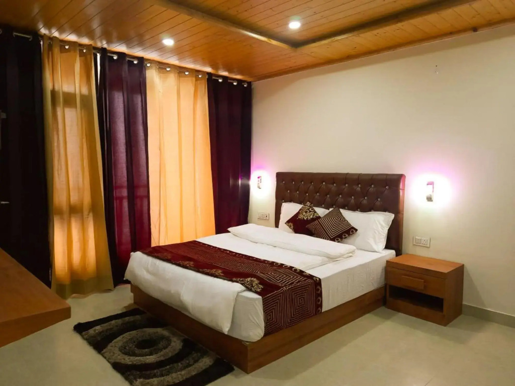 Куфри: Hotel Valley View Koti