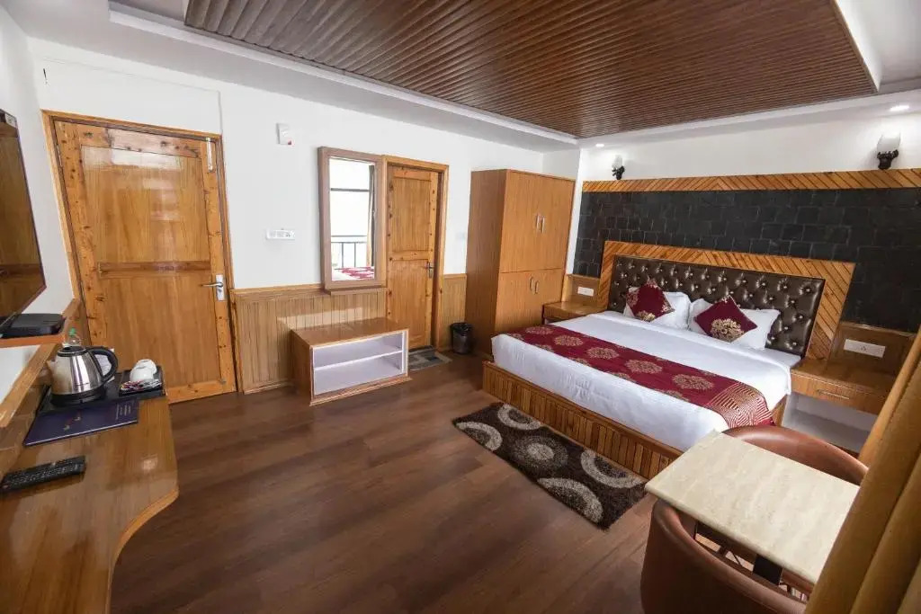 Куфри: Hotel Valley View Koti