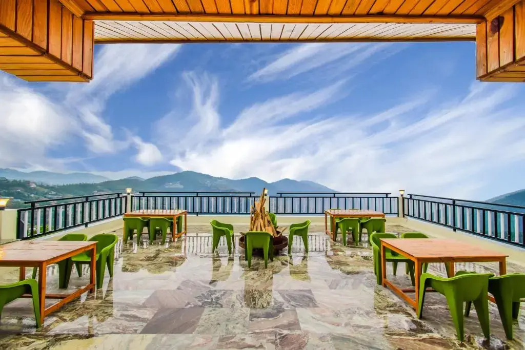 Куфри: Hotel Valley View Koti