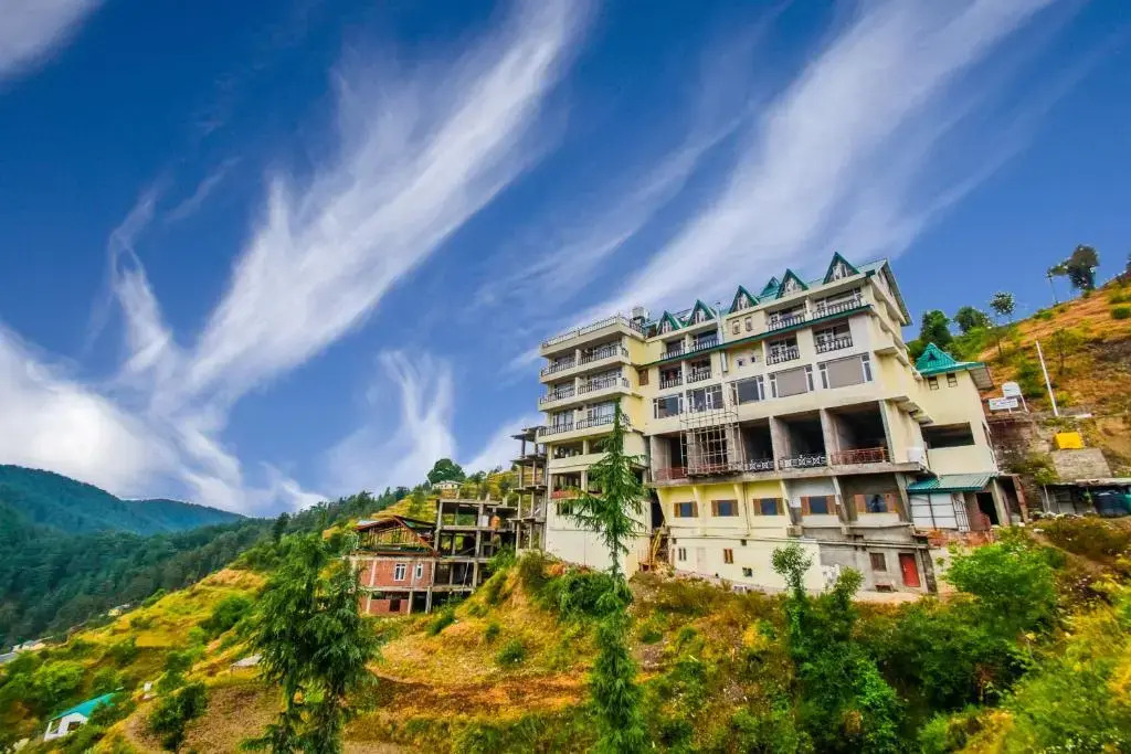Куфри: Hotel Valley View Koti