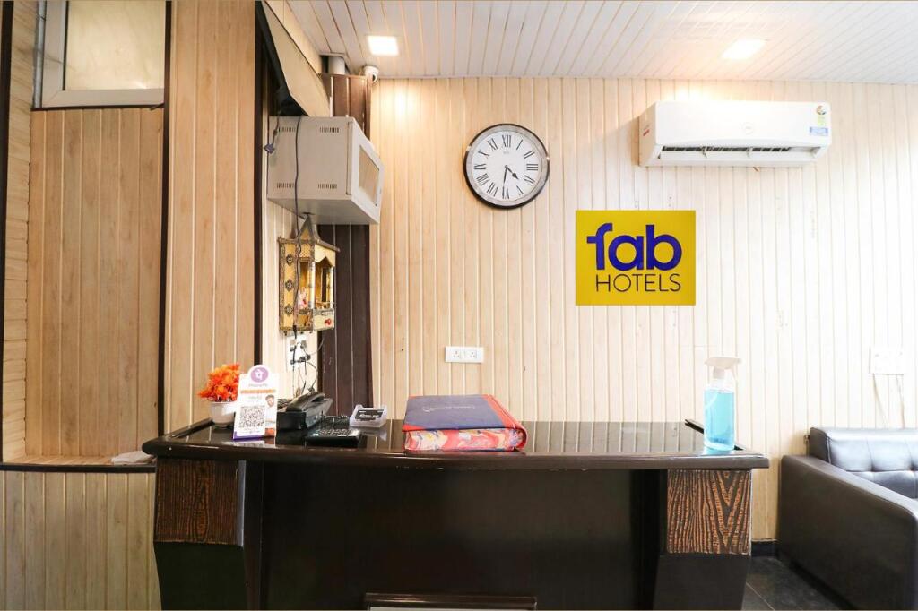 Гуруграм: Fabhotel The Royal Oak