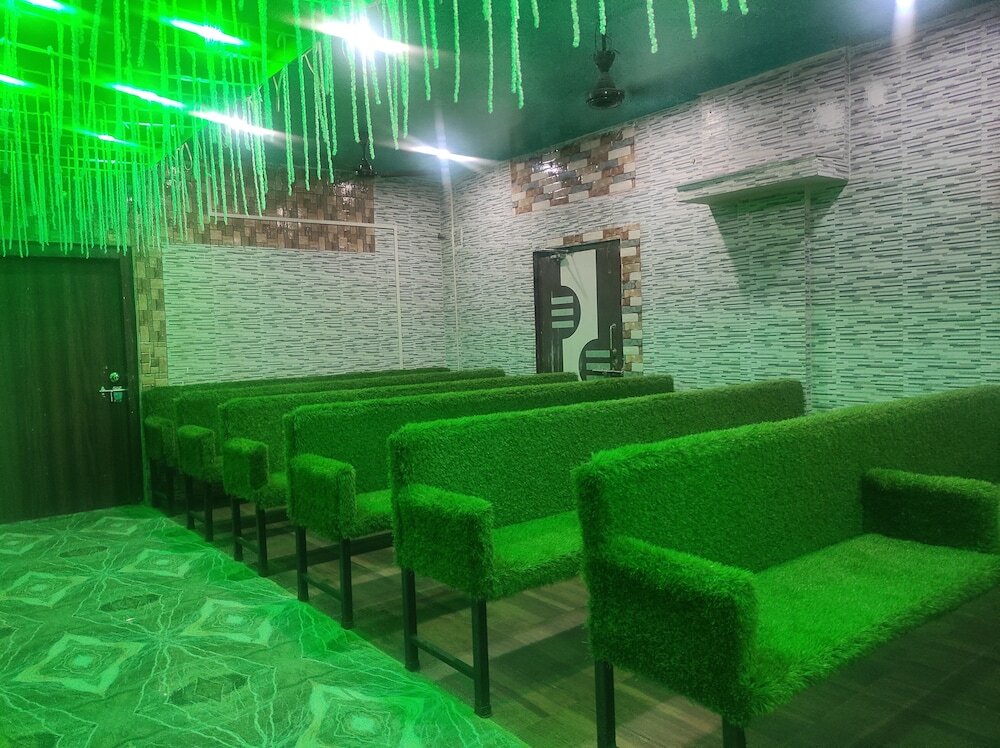 Гувахати: Hotel Om Regency