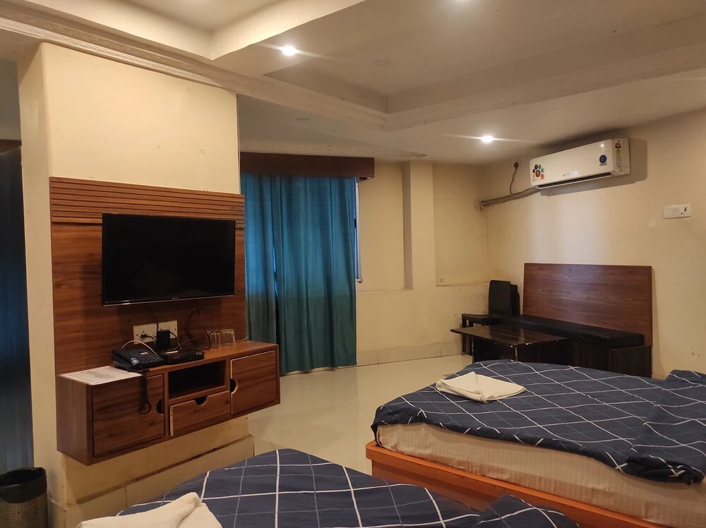 Гувахати: Hotel Om Regency