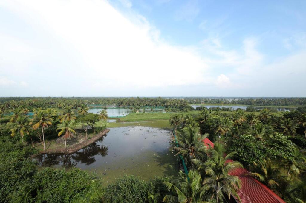 Кумараком: Ashirwad Heritage Resorts